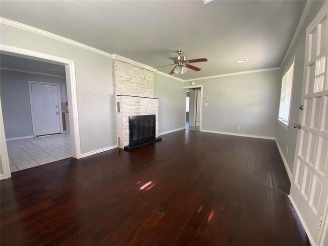 501 W 2nd St in Edmond, OK - Building Photo - Building Photo