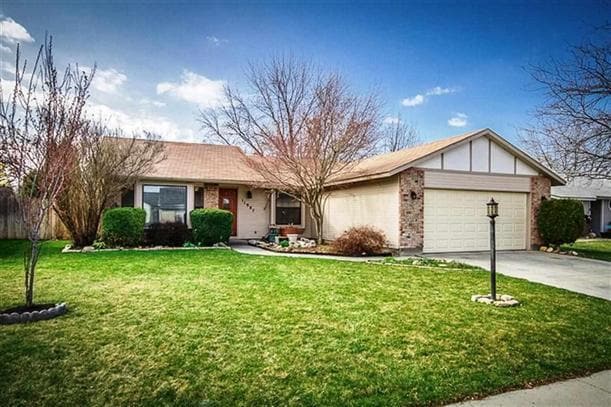 property at 11987 W Gunsmoke Dr