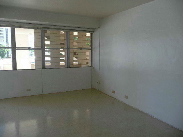 property at 2745 Kapiolani Blvd