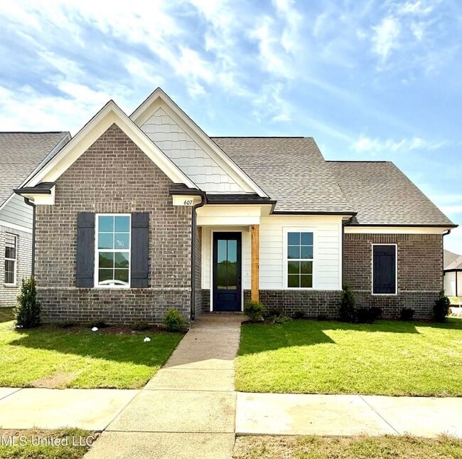 property at 607 Sunflower St