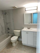 116 Santa Clara Dr in Naples, FL - Building Photo - Building Photo