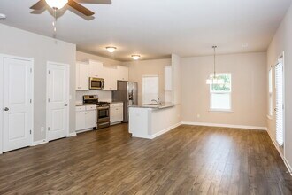 3028 Hubbard Rd in Charlotte, NC - Building Photo - Building Photo