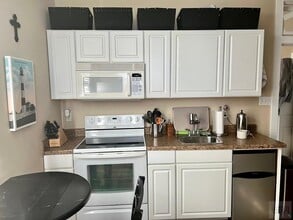1812 Winnie St in Galveston, TX - Building Photo - Building Photo