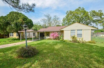 5515 Flamingo Dr in Houston, TX - Building Photo - Building Photo