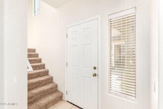 8405 W Lewis Ave in Phoenix, AZ - Building Photo - Building Photo