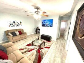 226 SW 15th Ave in Delray Beach, FL - Building Photo