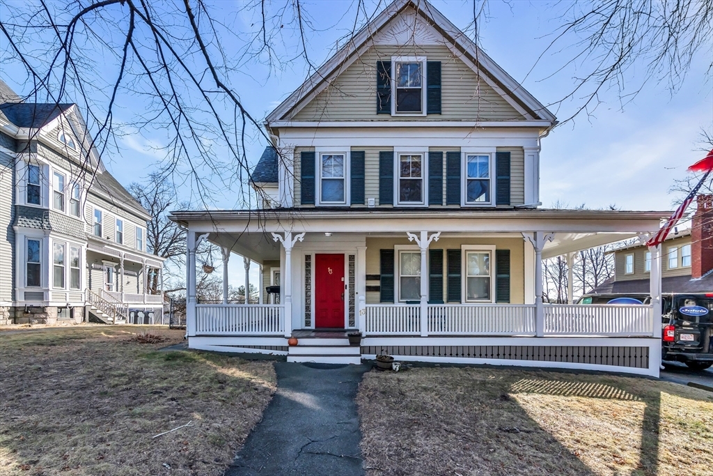 13 Pleasant St in Methuen, MA - Building Photo