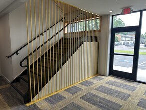 4 Laurel Hill Dr in South Burlington, VT - Building Photo - Building Photo