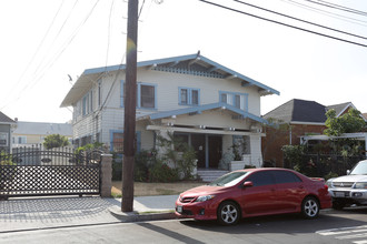 1218 S Berendo St in Los Angeles, CA - Building Photo - Building Photo