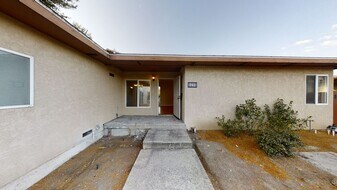 6246 Montezuma Rd in San Diego, CA - Building Photo