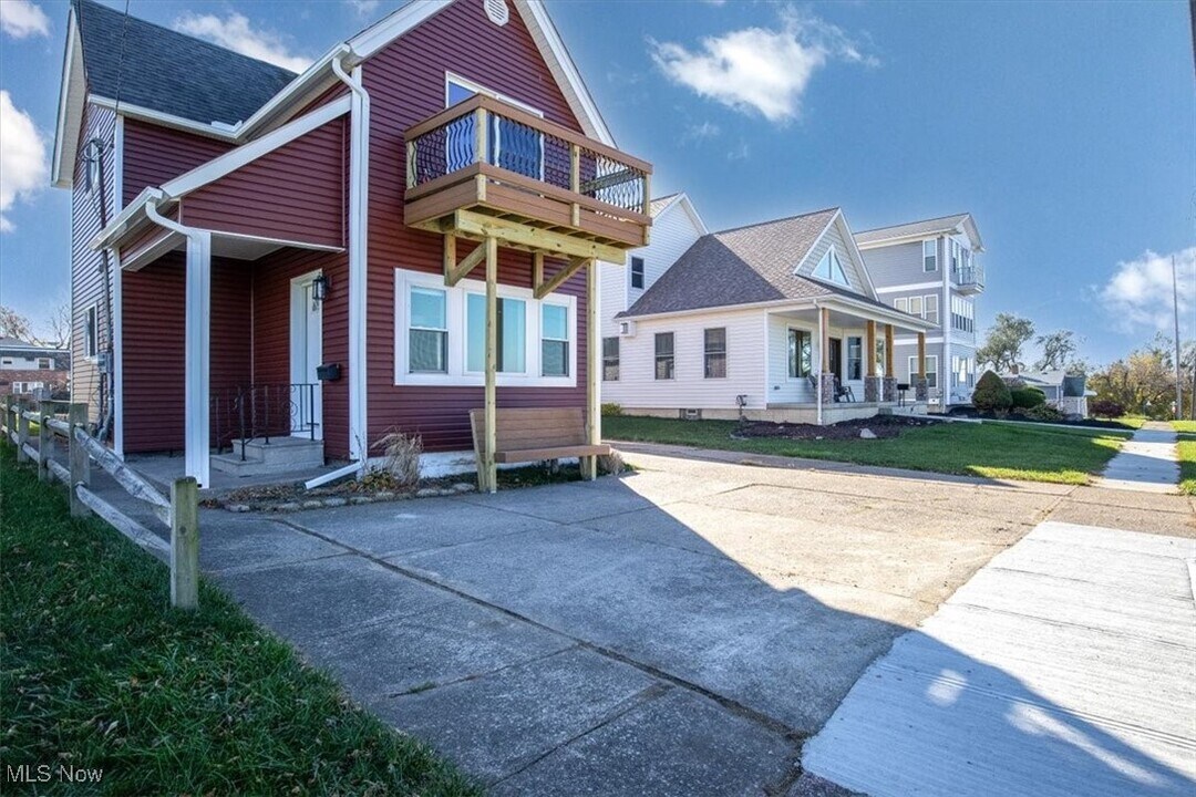150 Lakeside Ave in Lorain, OH - Building Photo
