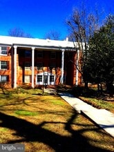 7640 Provincial Dr in McLean, VA - Building Photo - Building Photo