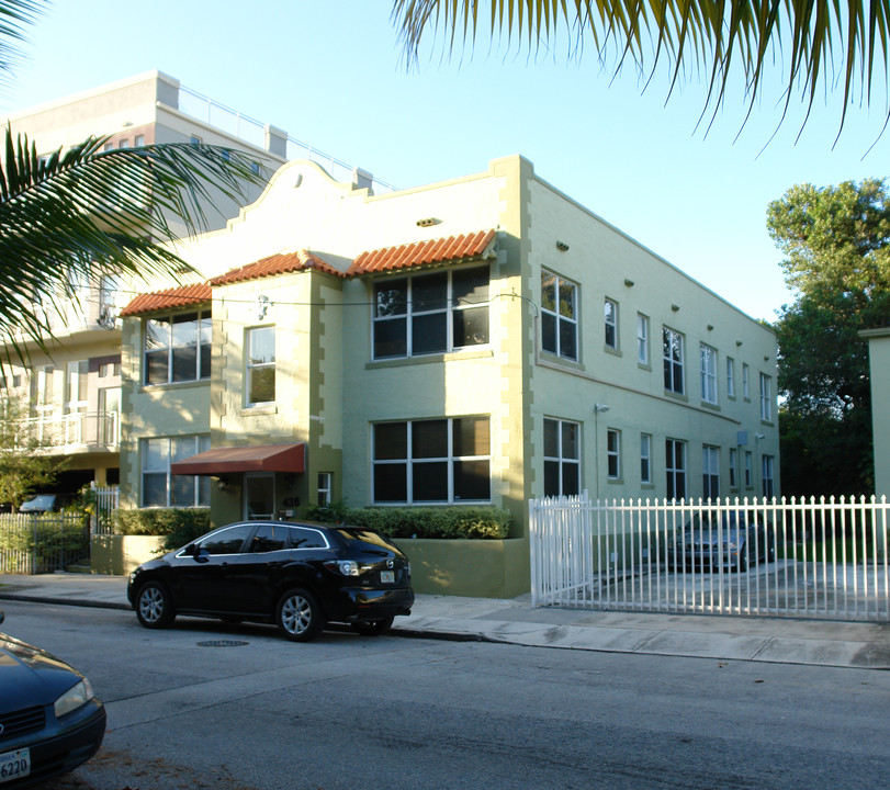 436 NE 77th St Rd in Miami, FL - Building Photo