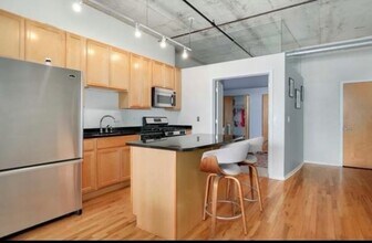 6 S Laflin St, Unit 724 in Chicago, IL - Foto de edificio - Building Photo