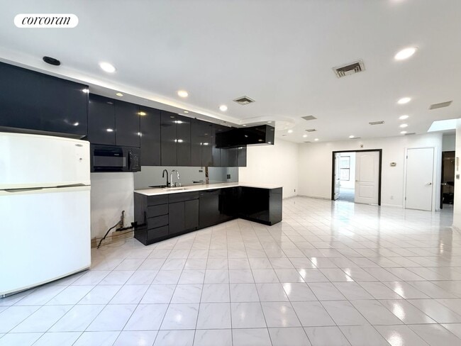 342 Ovington Ave in Brooklyn, NY - Building Photo - Building Photo