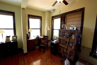 832 Blaylock Dr, Unit 5 in Dallas, TX - Building Photo - Building Photo