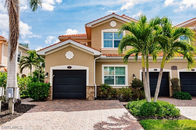 28013 Sosta Ln in Bonita Springs, FL - Foto de edificio - Building Photo