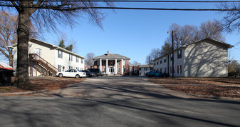 119 N Ireland St in Burlington, NC - Building Photo