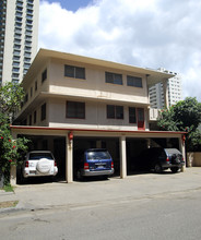 424 Launiu St in Honolulu, HI - Foto de edificio - Building Photo