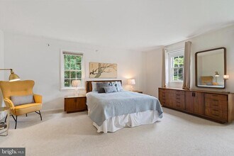 4041 27th Rd N in Arlington, VA - Building Photo - Building Photo