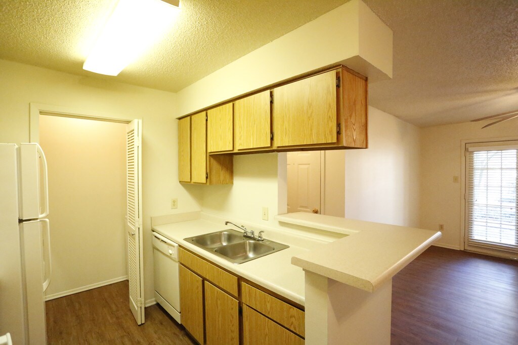 Sherwood Place Apartments Baton Rouge, LA Apartments