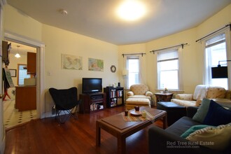 36 Brackett St, Unit 2 in Boston, MA - Building Photo - Building Photo