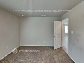 7411 Avila Vis in San Antonio, TX - Building Photo - Building Photo
