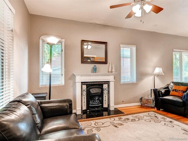 1805 S Emerson St in Denver, CO - Building Photo - Building Photo