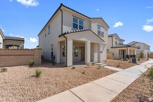 526 Avery Dr in Saint George, UT - Building Photo