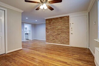 2647 Greenbriar Dr in Houston, TX - Building Photo - Building Photo