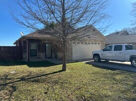 407 Magnolia St in Hico, TX - Building Photo