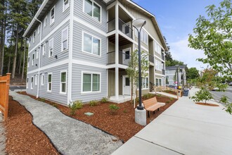 Hillside Apartments in Bonney Lake, WA - Building Photo - Building Photo