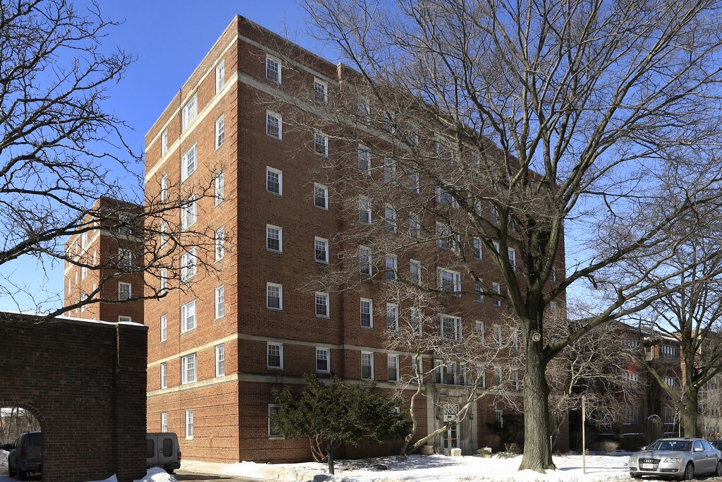 Lakemore Cleveland, OH Apartments