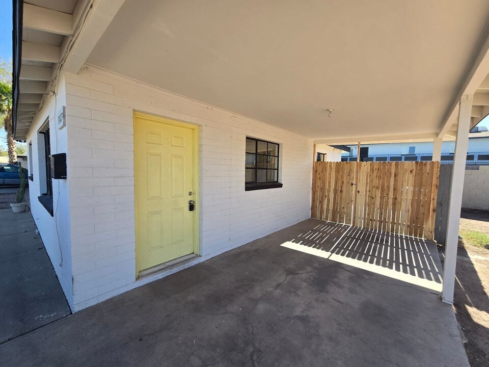 3427 E Willetta St in Phoenix, AZ - Building Photo