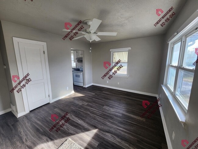 2033 Covert Ave in Evansville, IN - Building Photo - Building Photo