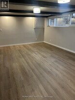 35 Lilywood Rd in Toronto, ON - Building Photo