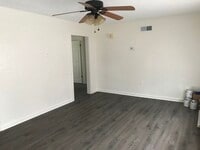 1405 W Talton Ave photo'