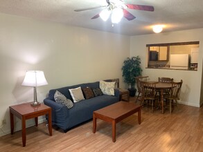 1390 Hunters Rd in Harrisonburg, VA - Building Photo - Building Photo