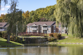 Hamptons of Cloverlane Apartments in Ypsilanti, MI - Building Photo - Building Photo