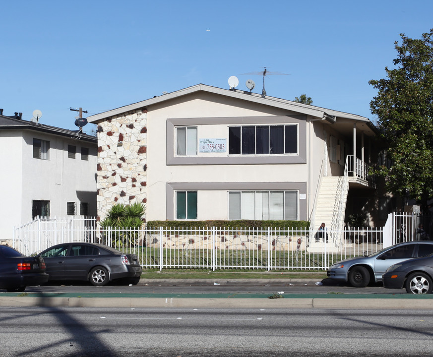 2619 W Imperial Hwy in Inglewood, CA - Foto de edificio