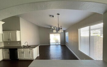 13826 W Keim Dr in Litchfield Park, AZ - Building Photo - Building Photo