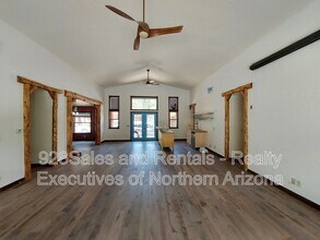 5094 N Agave Trl in Flagstaff, AZ - Building Photo - Building Photo