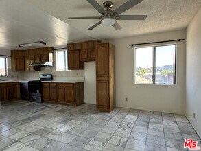 5111 Meridian St in Los Angeles, CA - Building Photo - Building Photo