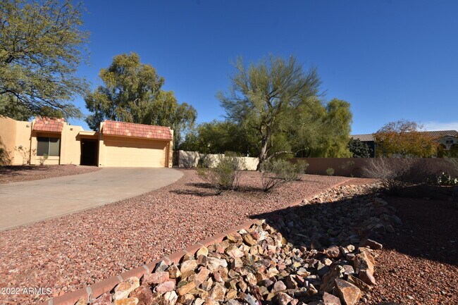 5301 S Mitchell Dr in Tempe, AZ - Building Photo - Building Photo