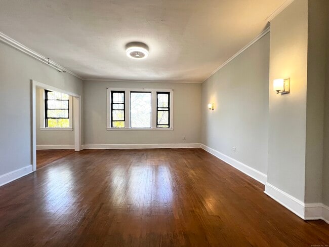 480 S Main St