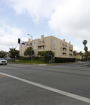 405 S Wilton Pl Apartments