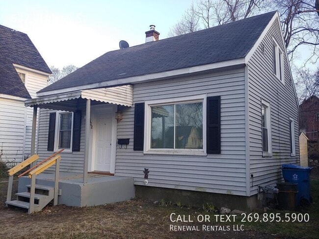 property at 532 Vernon St