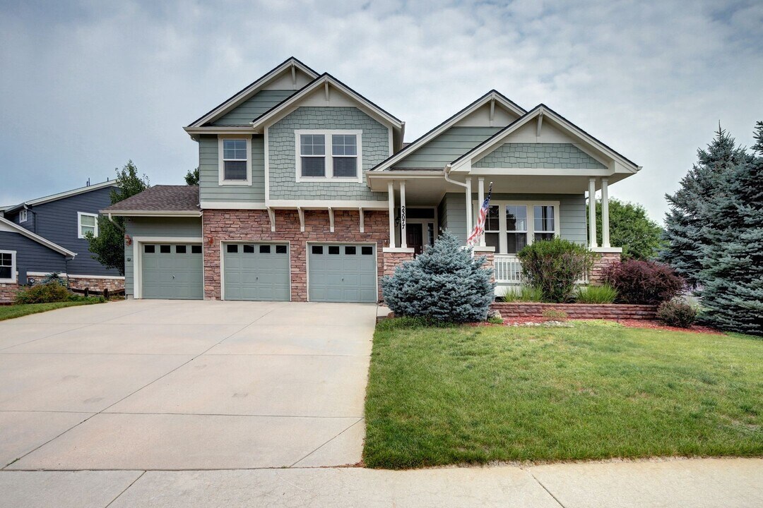 23077 Briar Leaf Ave in Parker, CO - Building Photo
