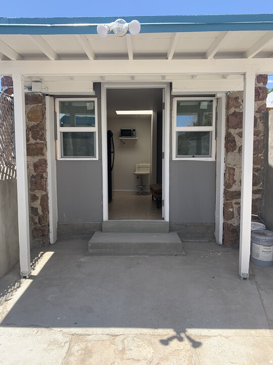4505 Pershing Dr, Unit #3 STUDIO APT. FOR ONE in El Paso, TX - Building Photo