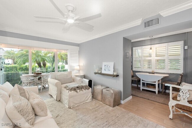 property at 291A 8th Ave S